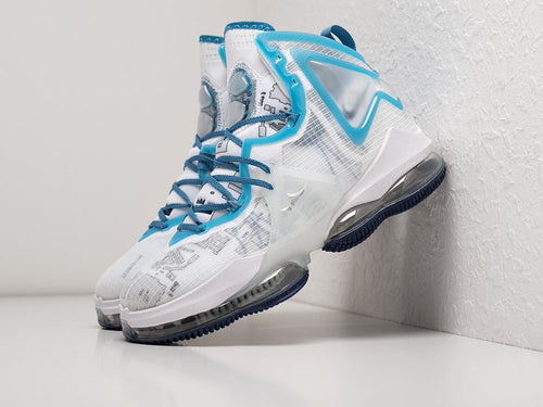Nike LeBron 19 “Space Jam”